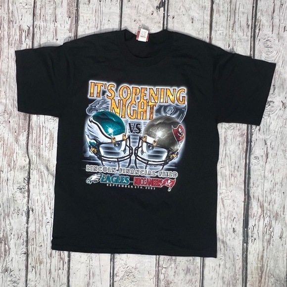 Philadelphia Eagles NFL Football 2003 Crewneck Lincoln Financial Mens Tshirt - Picture 1 of 3